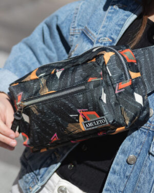 Riñonera Square DARK MOON