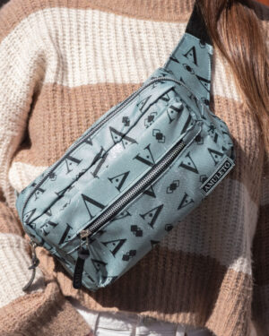 Riñonera Square LOGO