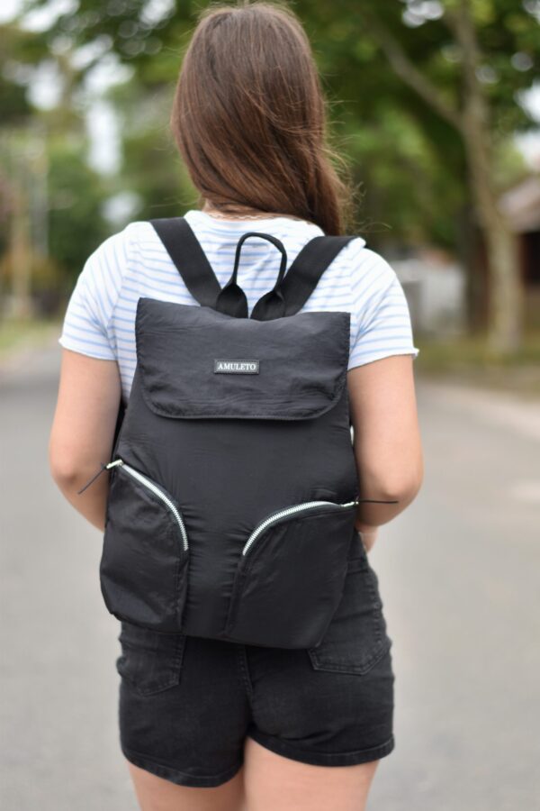 Mochila Street NEGRA