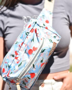 Riñonera Square CHERRY