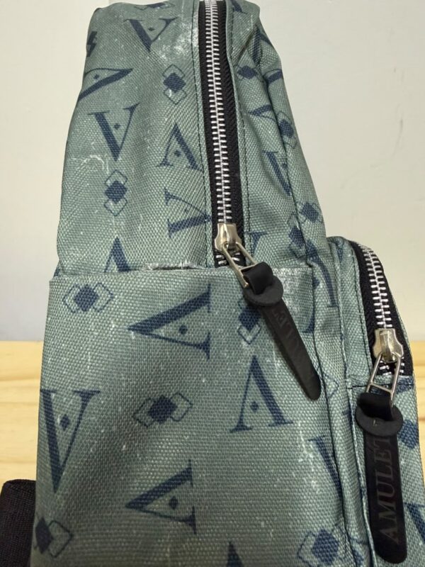 Mochila M LOGO – OUTLET
